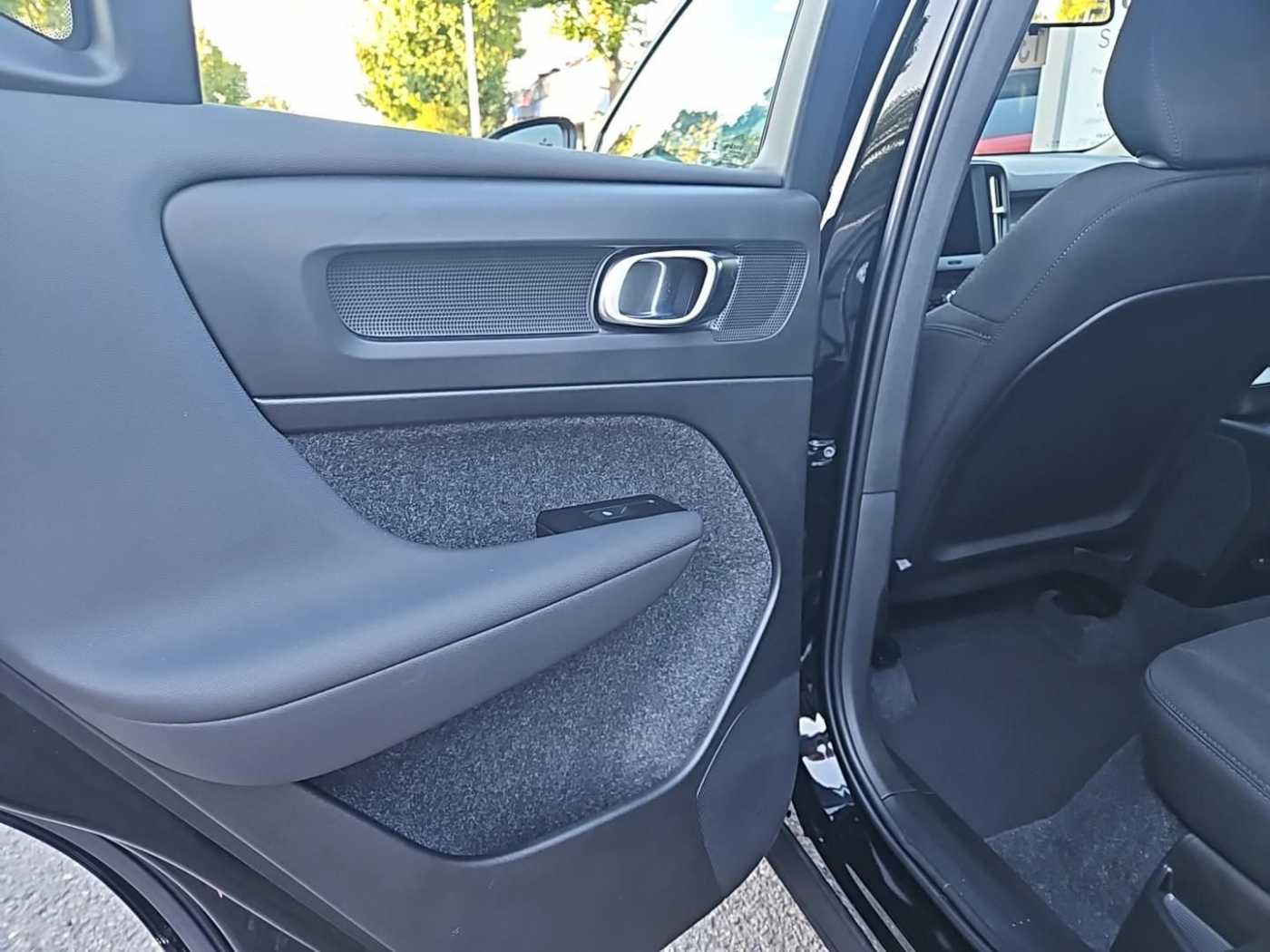 Volvo  1.5 Basis