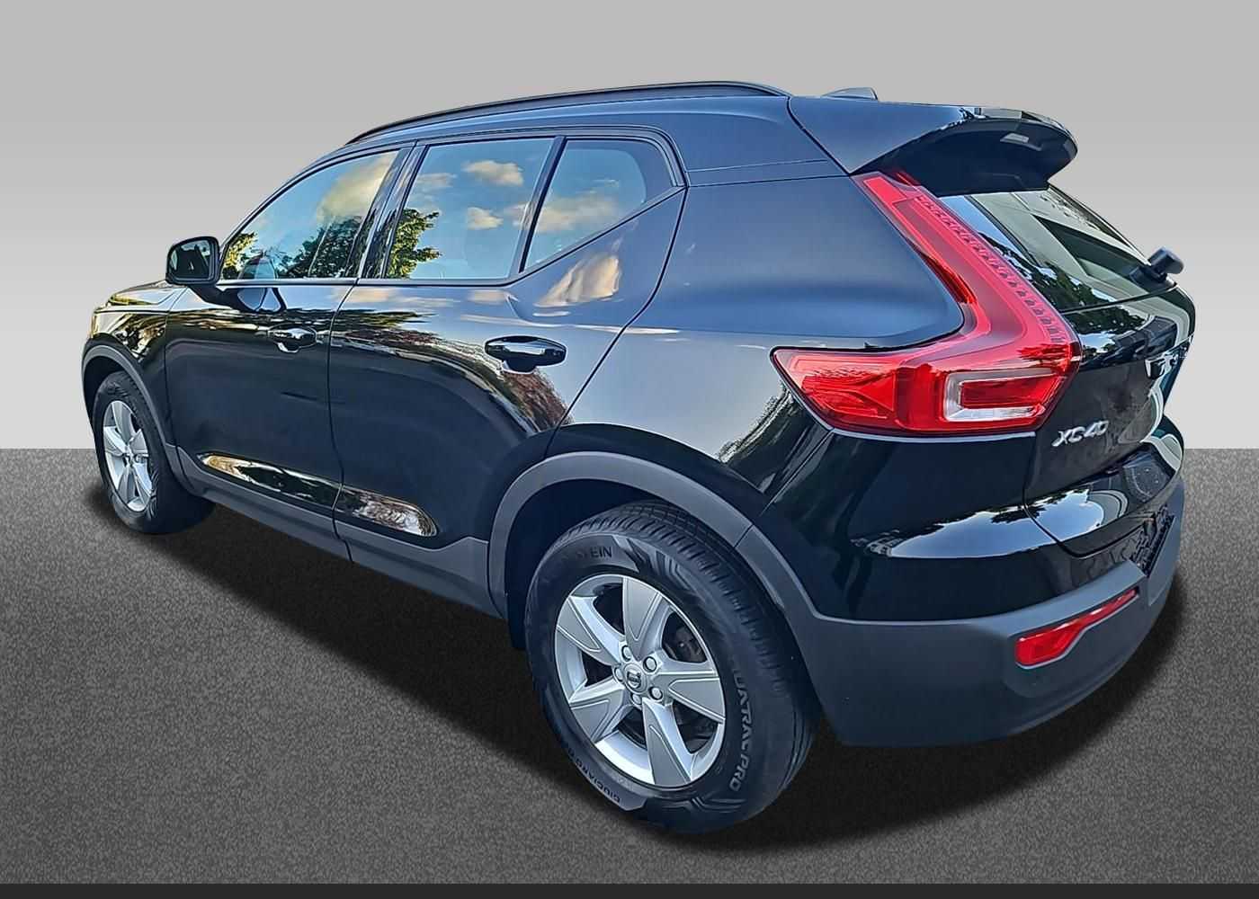 Volvo  1.5 Basis