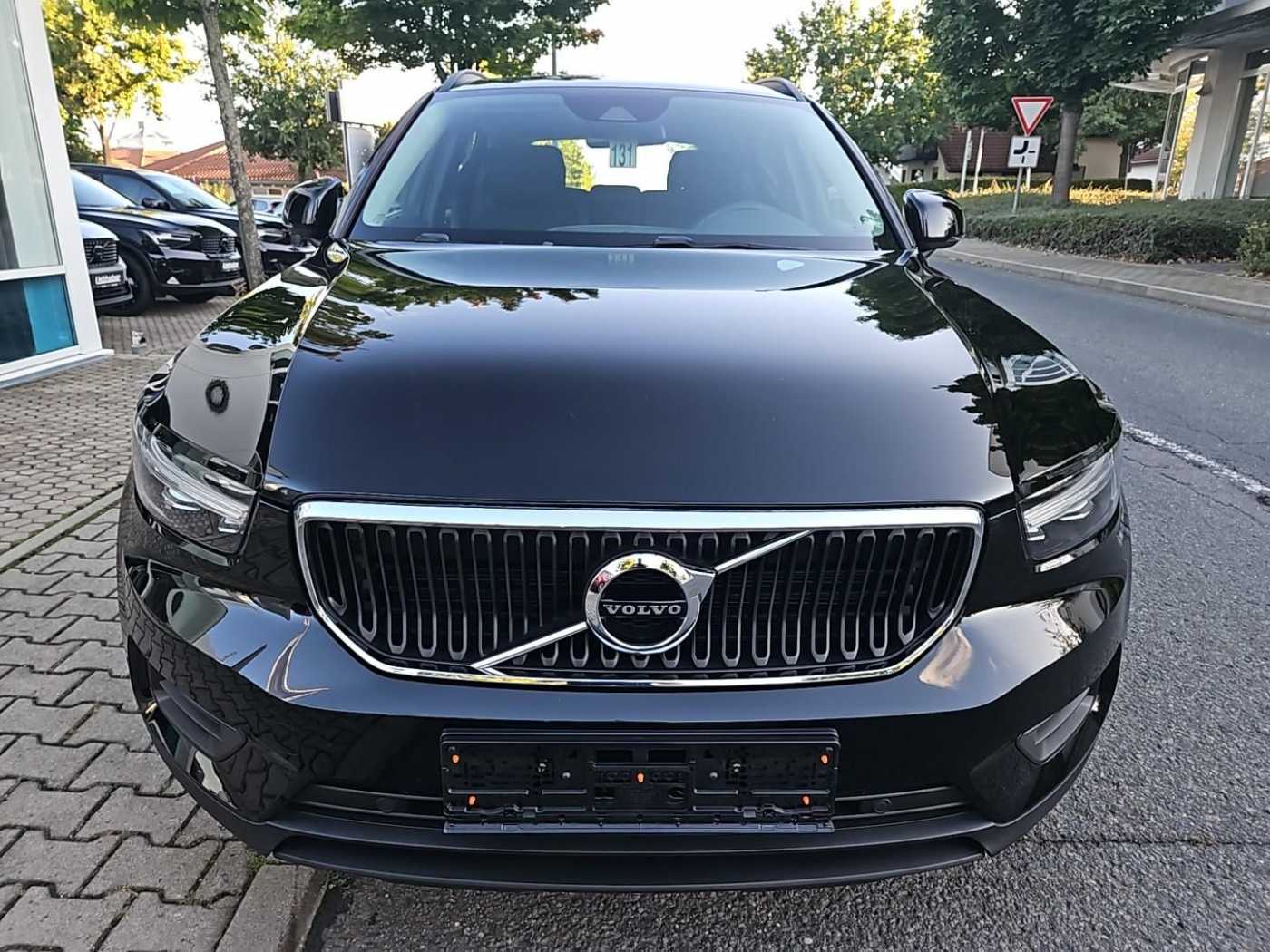 Volvo  1.5 Basis