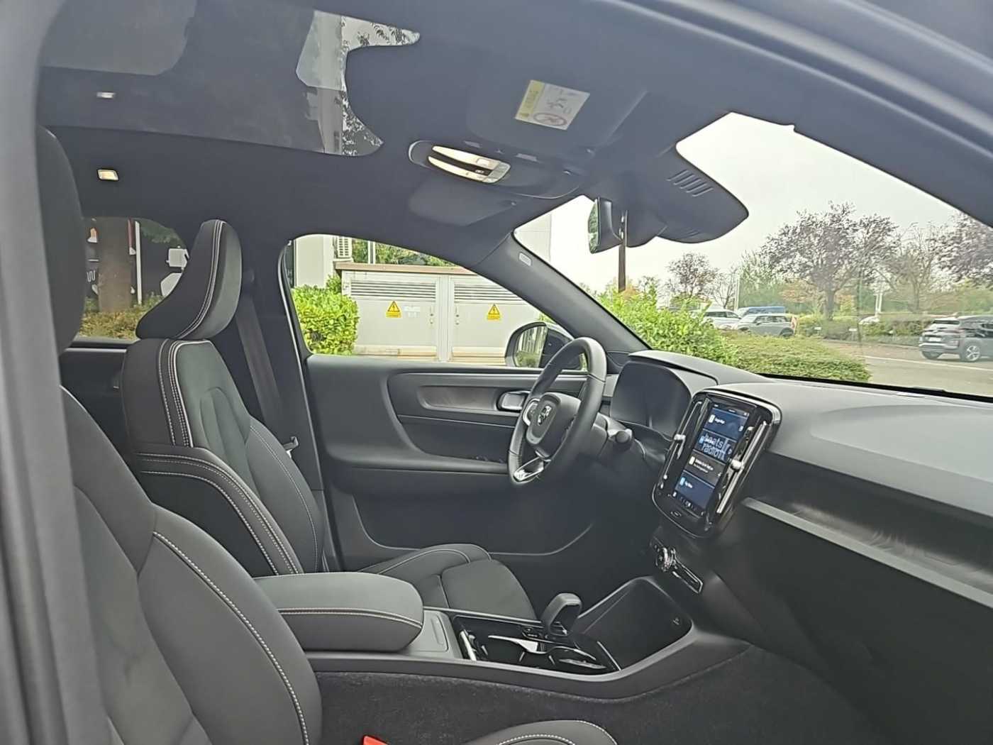 Volvo  Twin Plus Recharge Pure Electric SK222