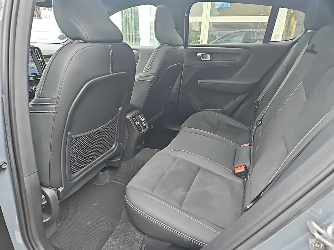 Volvo  Twin Plus Recharge Pure Electric SK222