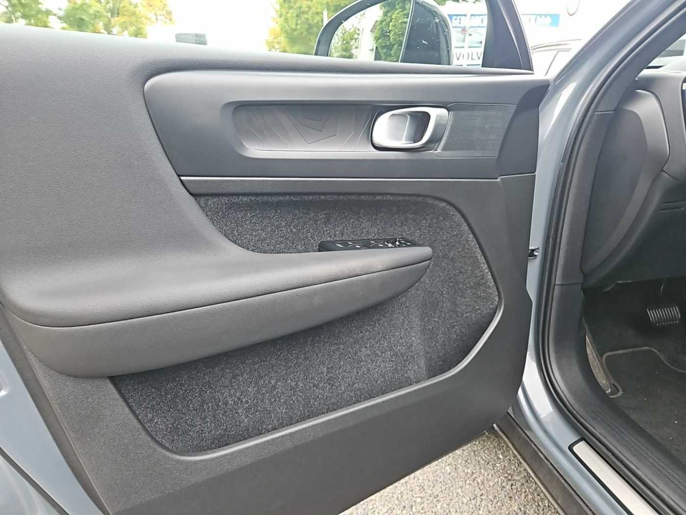 Volvo  Twin Plus Recharge Pure Electric SK222