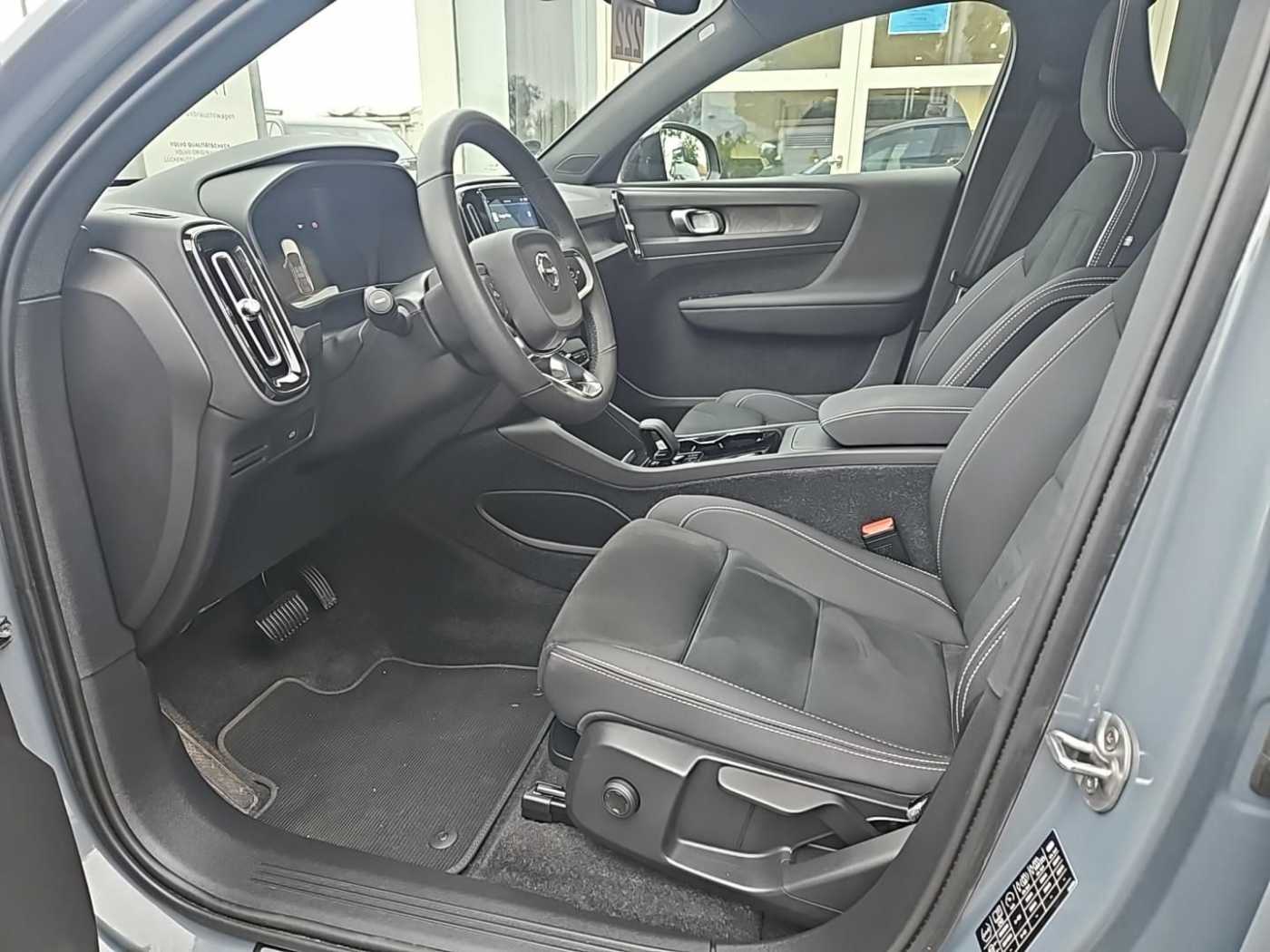 Volvo  Twin Plus Recharge Pure Electric SK222
