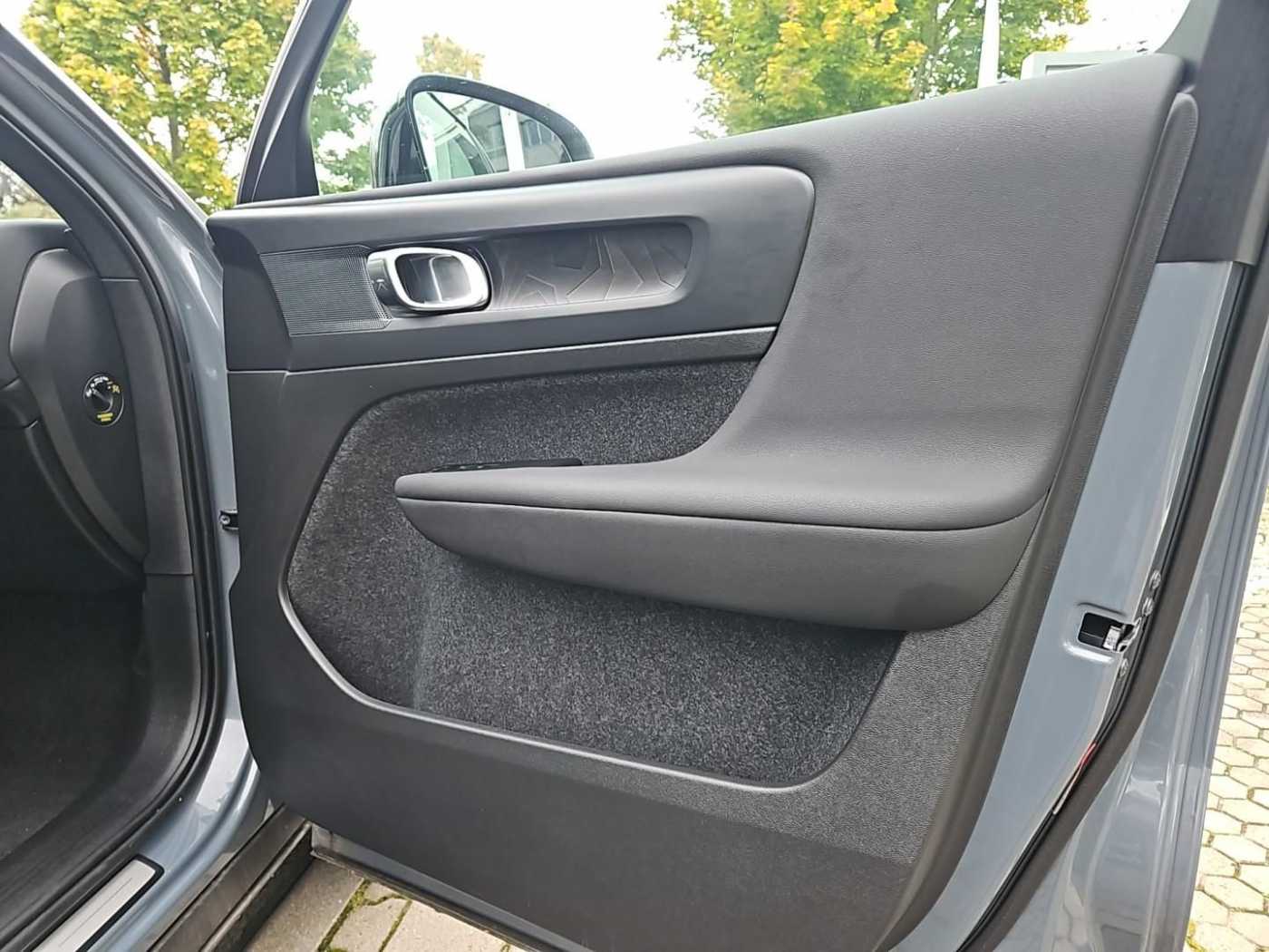 Volvo  Twin Plus Recharge Pure Electric SK222