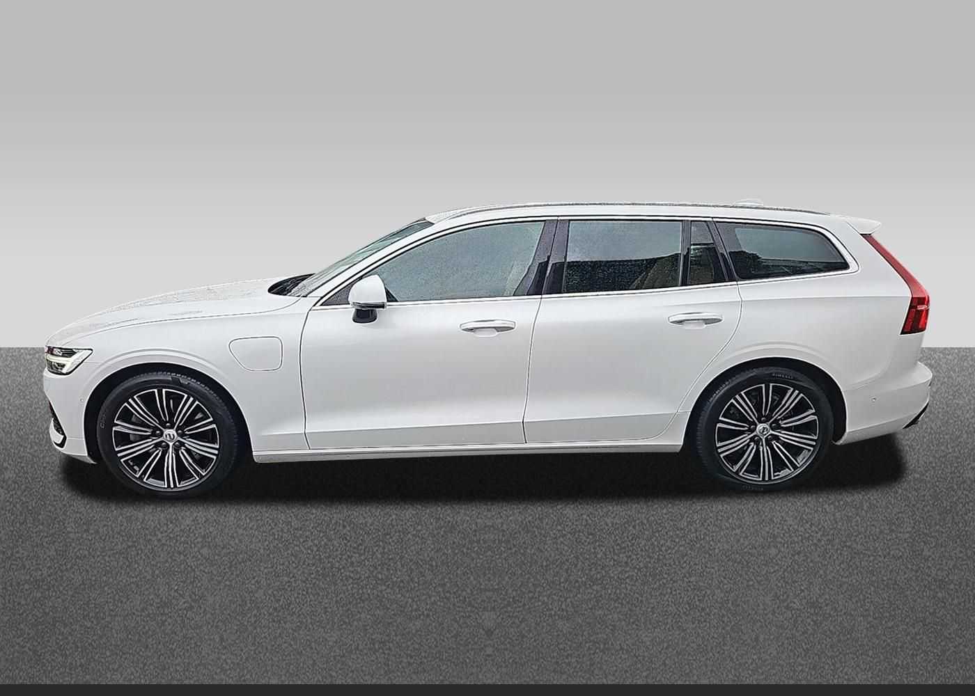 Volvo  T6 AWD Inscription Plug-In SK124