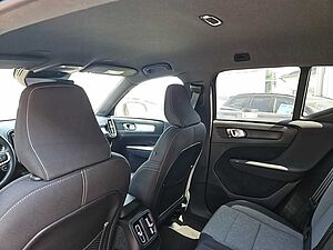 Volvo  T5 R-Design Expression Plug-In