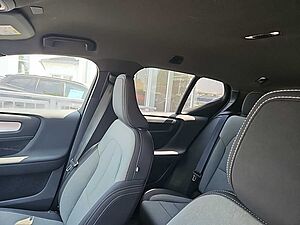Volvo  T5 R-Design Expression Plug-In