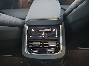 Volvo  B5 AWD Ultimate Dark Standhzg/Akustik-Glas