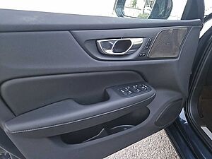 Volvo  B5 AWD Ultimate Dark Standhzg/Akustik-Glas