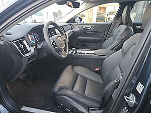 Volvo  B5 AWD Ultimate Dark Standhzg/Akustik-Glas