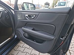 Volvo  B5 AWD Ultimate Dark Standhzg/Akustik-Glas