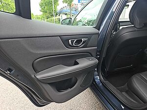Volvo  B5 AWD Plus Dark Fahr-P. /Licht-P.