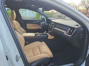 Volvo  T6 AWD Inscription AHZV/Head-Up/ Panorama