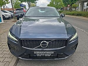 Volvo  B4 Plus Dark  Standhzg / Glasdach/360 Grad