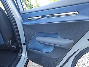 Volvo  Ultra Single Motor Extended Range RWD