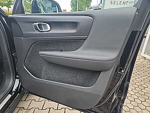 Volvo  Core Recharge Pure Electric SK219
