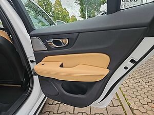 Volvo  T6 AWD Inscription Plug-In SK124