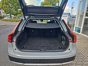 Volvo  B4 CC AWD Plus  SK215