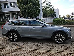 Volvo  B4 CC AWD Plus  SK215