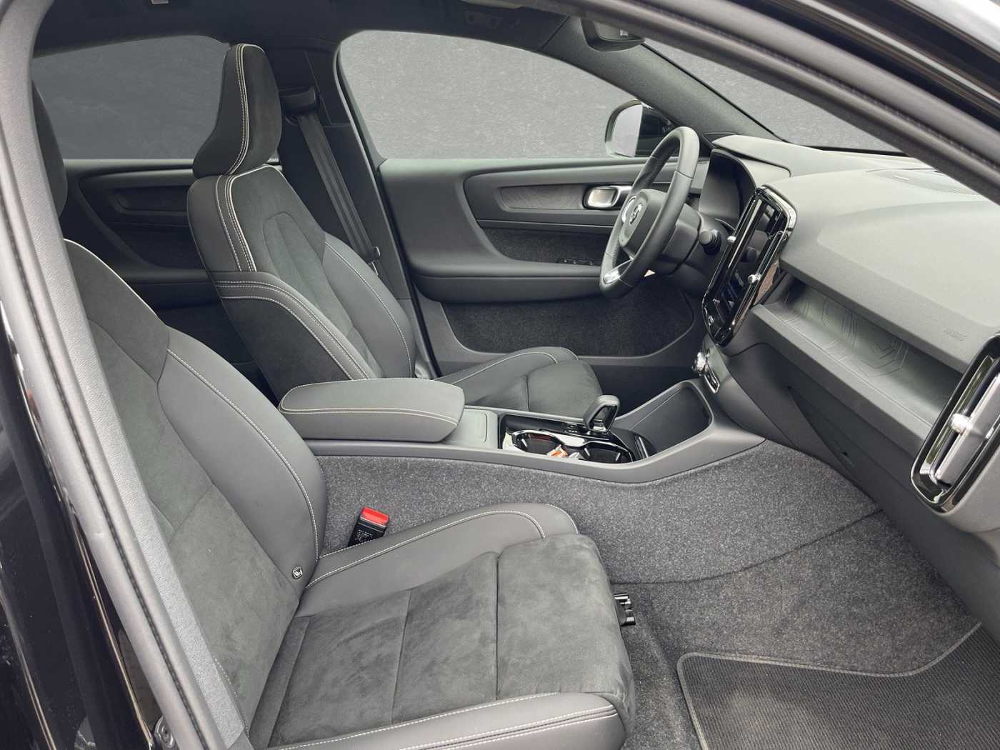Volvo  C40