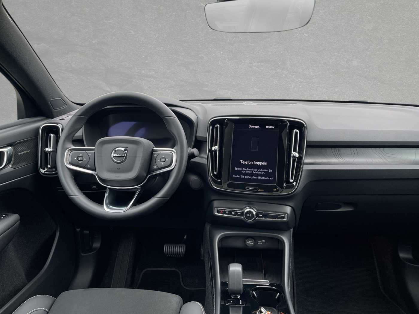 Volvo  C40