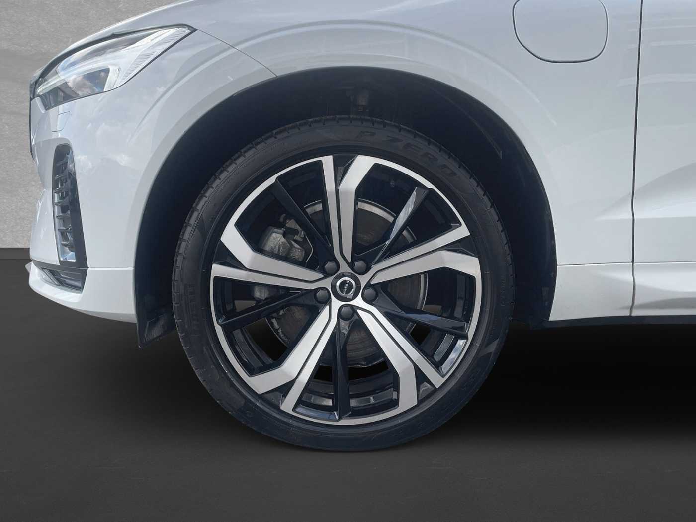 Volvo  R Design