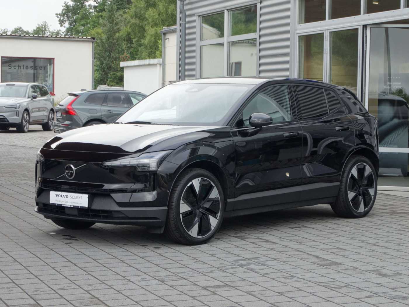 Volvo  Ultra 2WD Pure Electric Extended Range