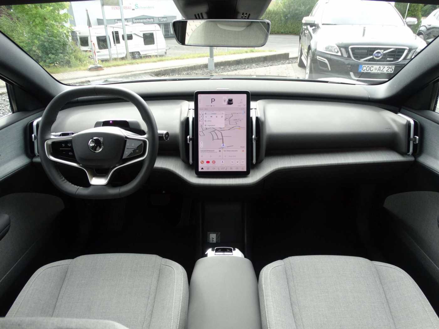 Volvo  Ultra 2WD Pure Electric Extended Range