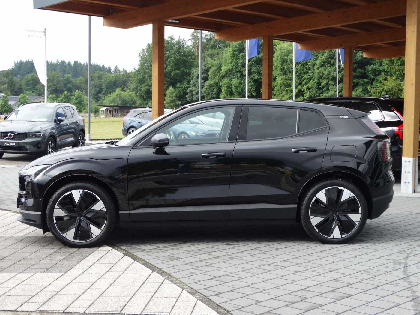Volvo  Ultra 2WD Pure Electric Extended Range