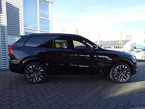 Volvo  T8 AWD Ultra Dark Recharge Plug-In Hybrid