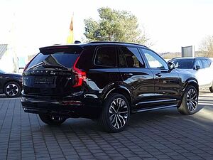 Volvo  T8 AWD Ultra Dark Recharge Plug-In Hybrid