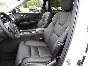 Volvo  Plus Dark Recharge Plug-In Hybrid T6 AWD