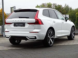 Volvo  Plus Dark Recharge Plug-In Hybrid T6 AWD