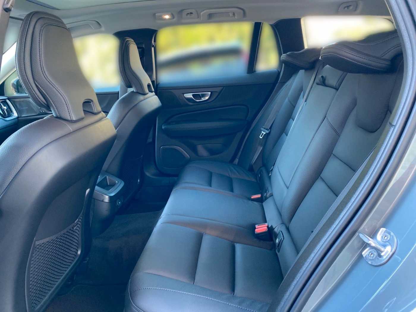Volvo  Kombi Plus Dark*Sofort Verfügbar*