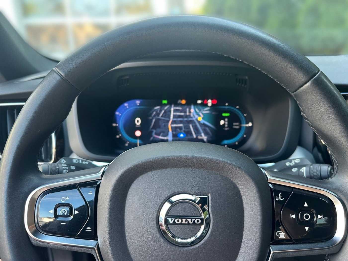 Volvo  R Design Plug-In Hybrid AWD*AHK*ACC*