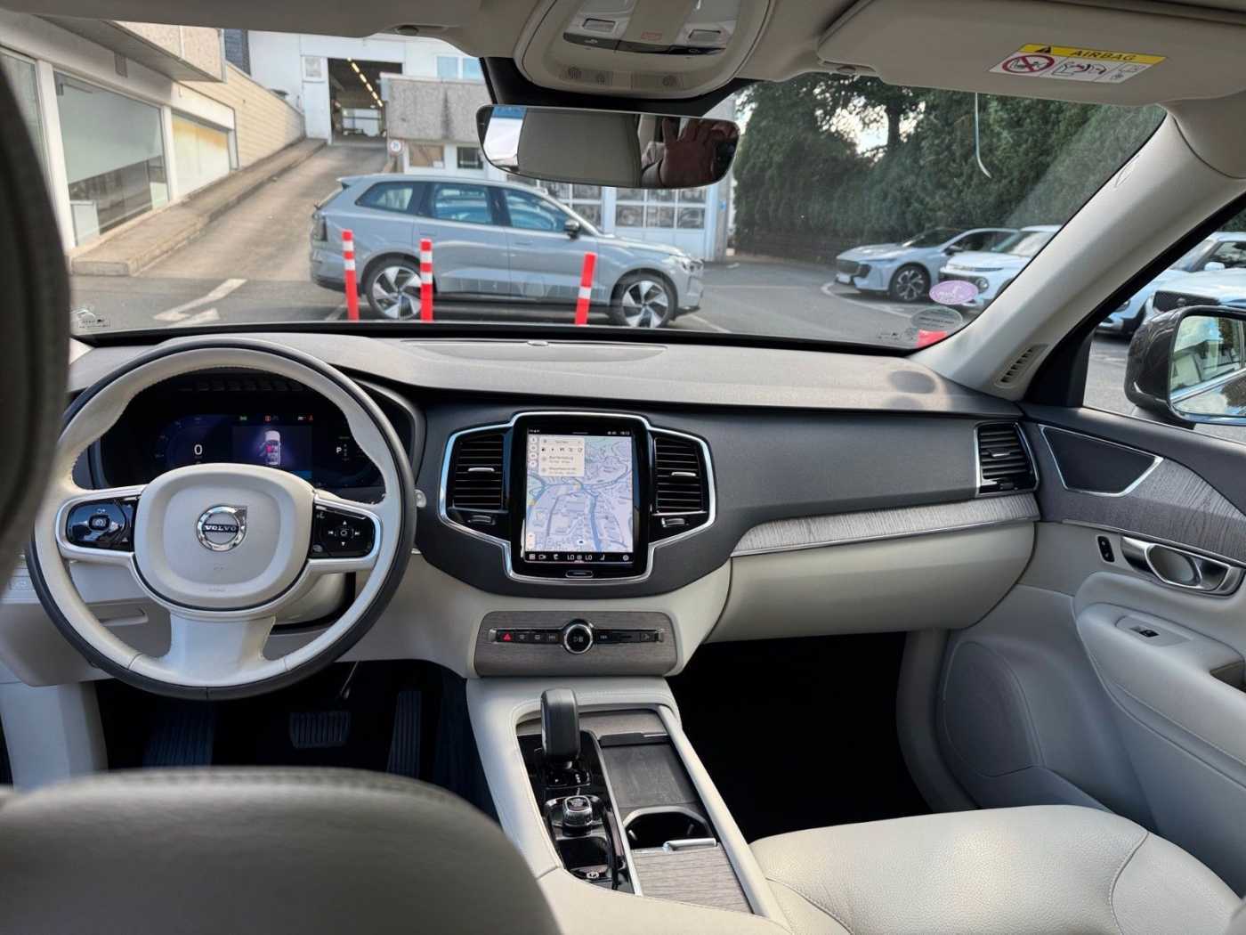 Volvo  XC90 Core  Plug-In Hybrid AWD