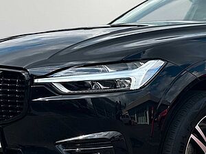 Volvo  XC60 R Design Expression  Plug-In Hybrid