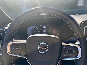 Volvo  R Design Plug-In Hybrid *HarmanKardon*ACC*