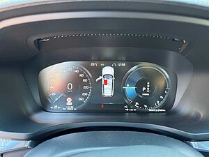 Volvo  Kombi Plus Dark Recharge Plug-In Hybrid AWD