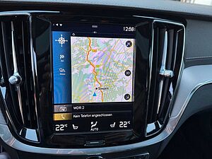 Volvo  Kombi Plus Dark Recharge Plug-In Hybrid AWD