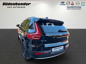 Volvo  XC40 Momentum Pro 2WD
