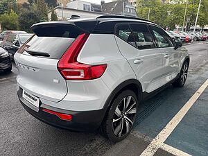 Volvo  XC40 R Design  Pure Electric AWD