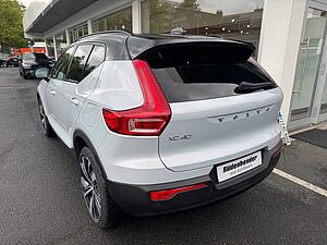 Volvo  XC40 R Design  Pure Electric AWD