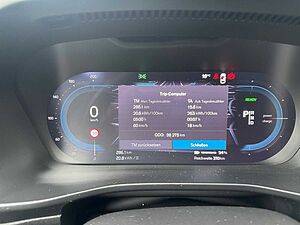 Volvo  XC40 R Design  Pure Electric AWD