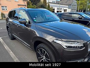 Volvo  XC90 Core  Plug-In Hybrid AWD