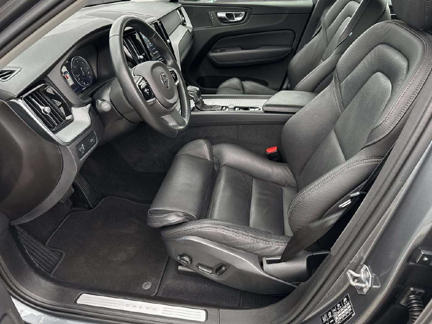 Volvo  Inscription 2WD