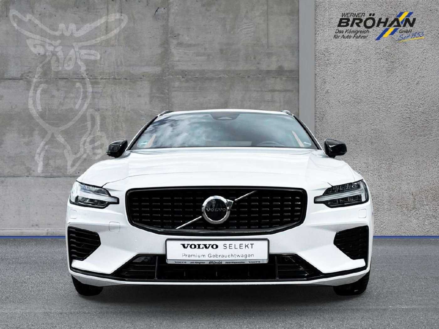 Volvo  Plus Dark T6 AWD Plug-In Hybrid