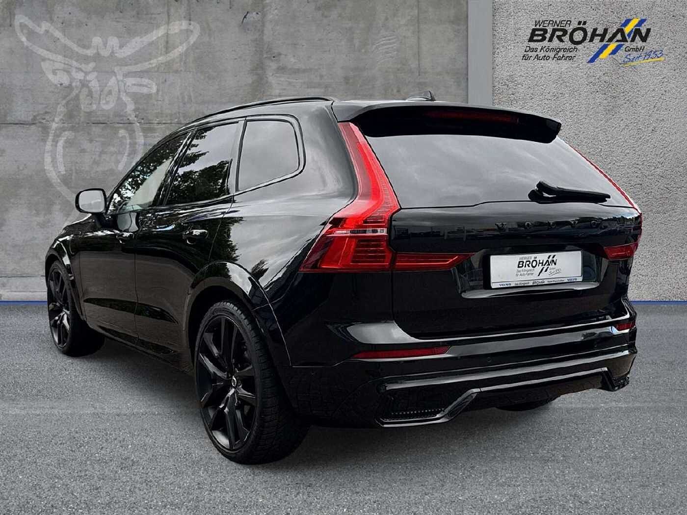 Volvo  R Design Recharge Plug-In Hybrid AWD