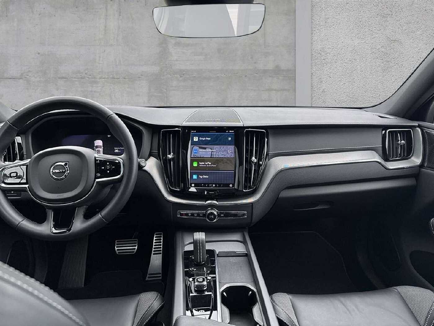 Volvo  R Design Recharge Plug-In Hybrid AWD