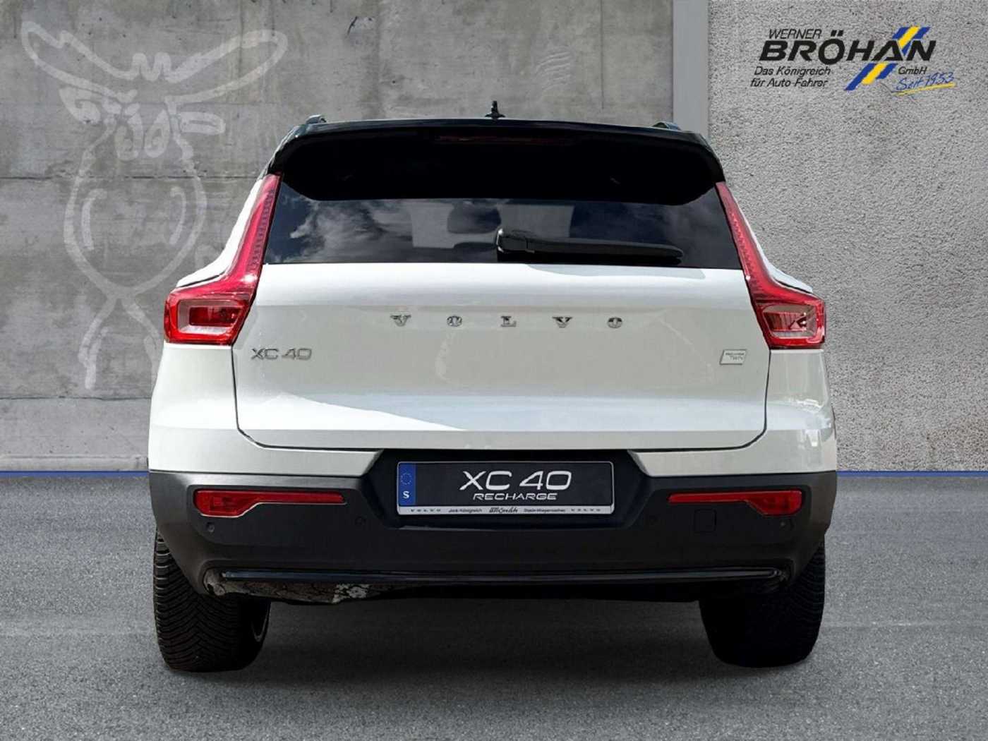 Volvo  Ultimate Recharge Pure Electric AWD